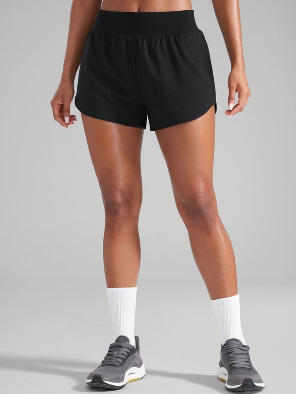 Feathery-Fit Soft Liner Zipper Pocket Shorts 3''